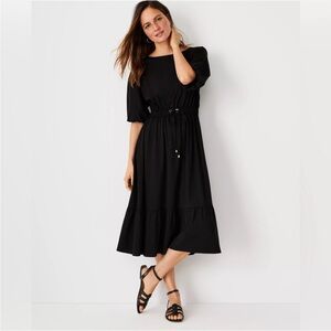 Ann Taylor Drawstring Ruffle Midi Dress in Black - Size M